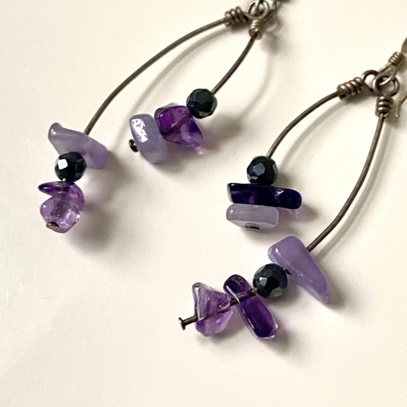 Purple stone and bead drop earrings - Picture 2 of 2